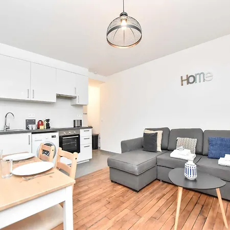 Cosy Appartement- 2br-6p - Voltaire